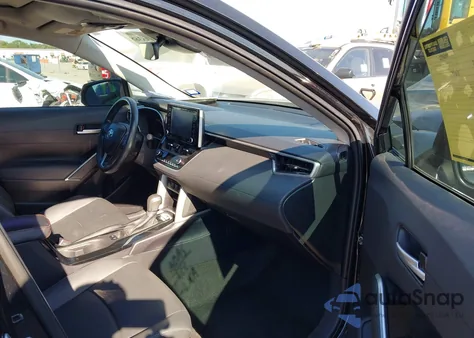 2022 Toyota Corolla Cross Xle из США, поврежденный, VIN 7MUDAABG4NV035441